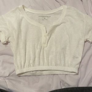 Cute cropped top with scrunched bottom